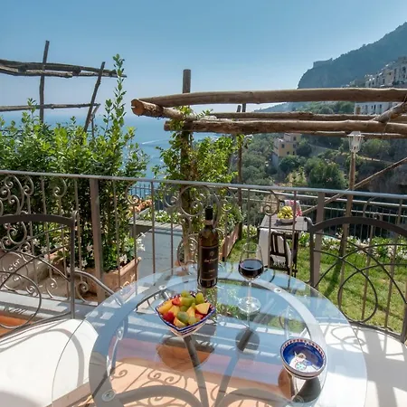 Viviani Nocleg ze śniadaniem Amalfi