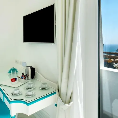 Alojamento de Acomodação e Pequeno-almoço Viviani Amalfi